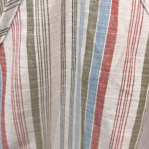 A’ GACI Mind Code Striped Adjustable Flowy Button Front Sleeveless Tank - Picture 4 of 10